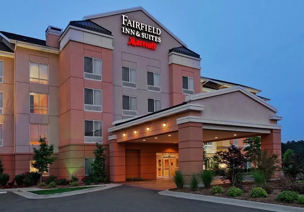 Ultimate List of Best Luxury Hotels in Conway, Arkansan, Fairfield Inn and Suites by Marriott Conway