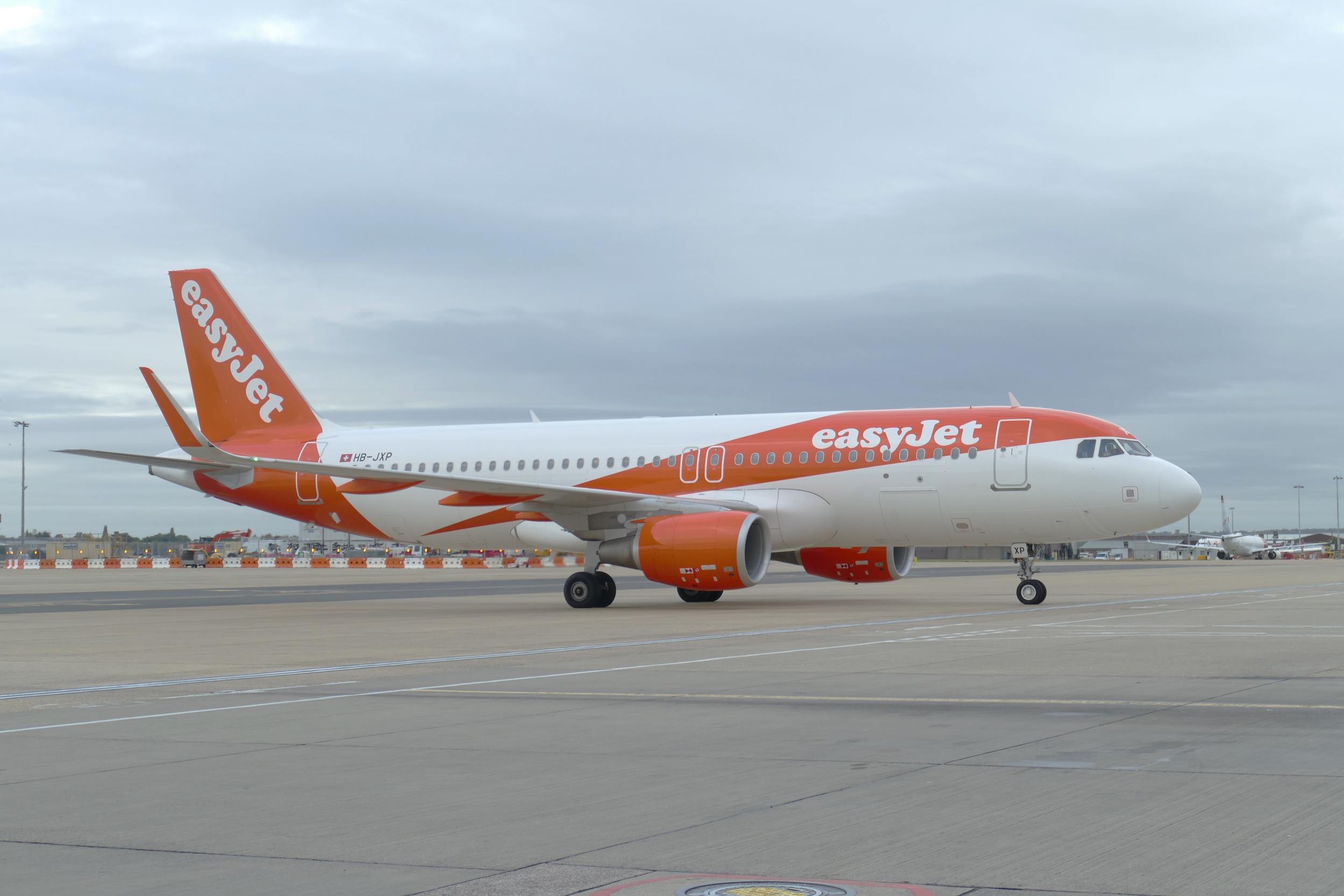 How to Cancel and Change Reservation with EasyJet