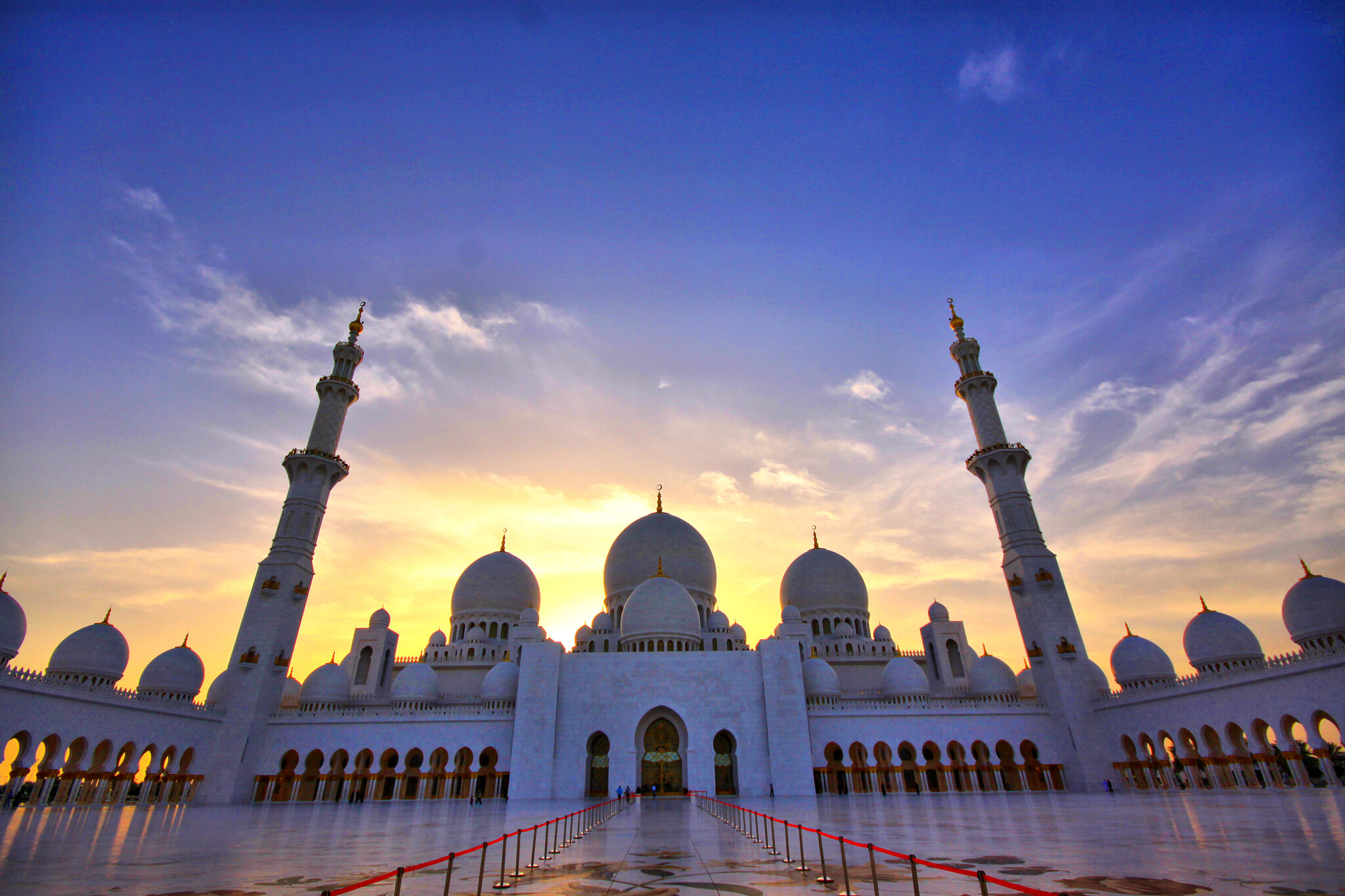 Travel Guide to Abu Dhabi, UAE [with Sample Itinerary]