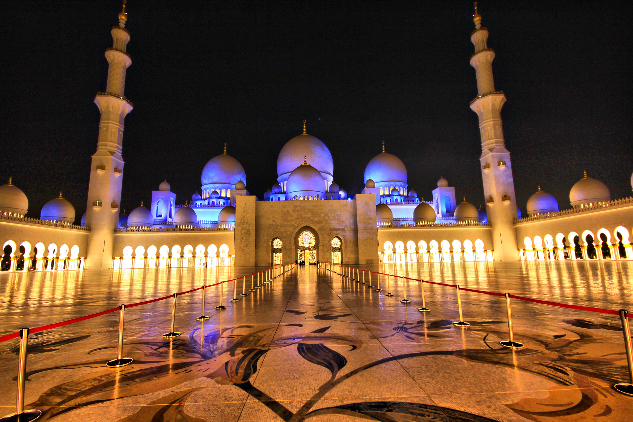 Travel Guide to Abu Dhabi, UAE [with Sample Itinerary]