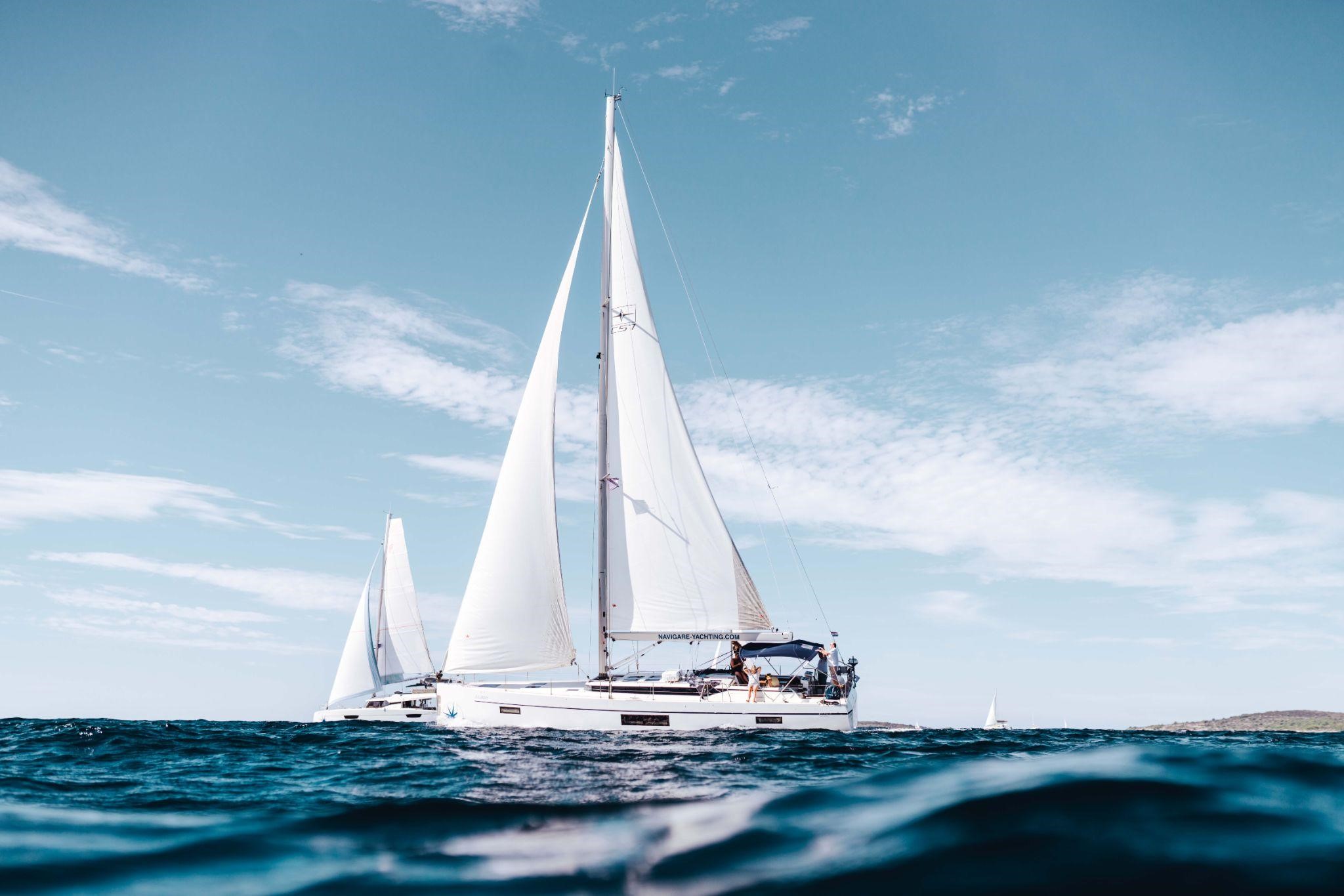 10 Reasons to go on a Sailing Vacation